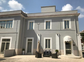 Отель Academy Hotel  Фьюмичино